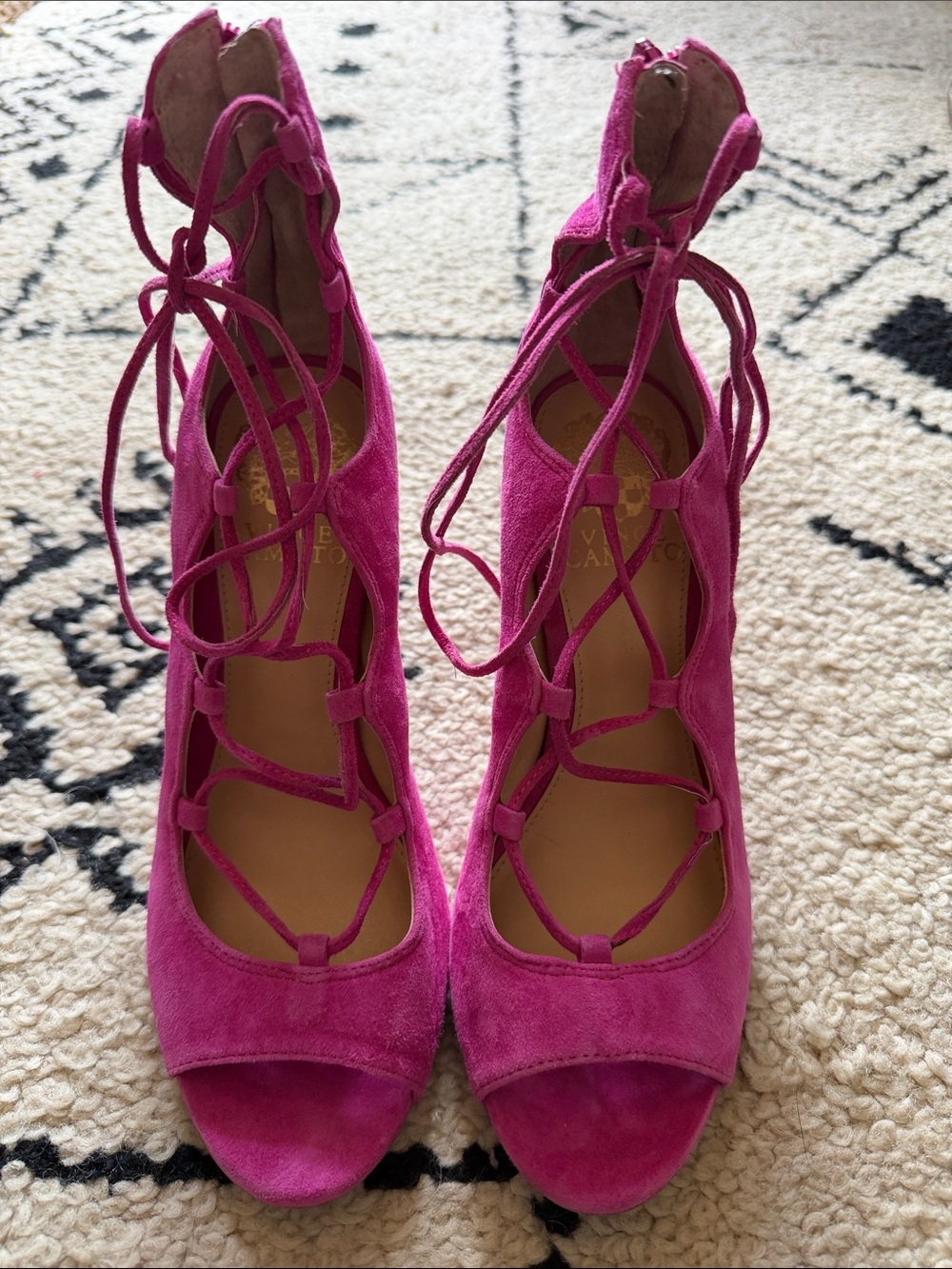 💕Vince Camuto Sandria Suede Lace-Up Heel Sandals